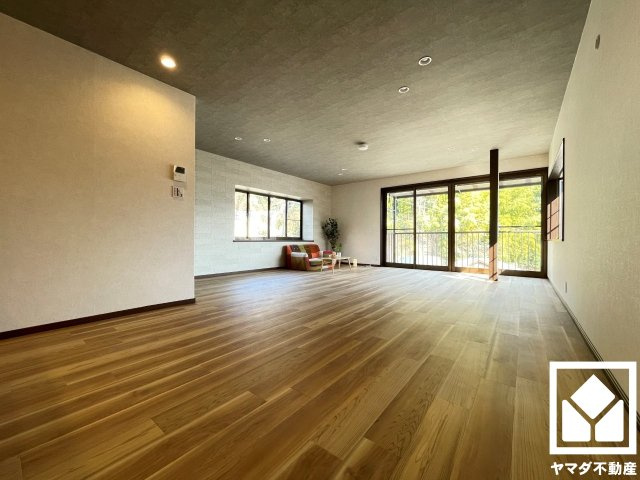 伏見区桃山紅雪町