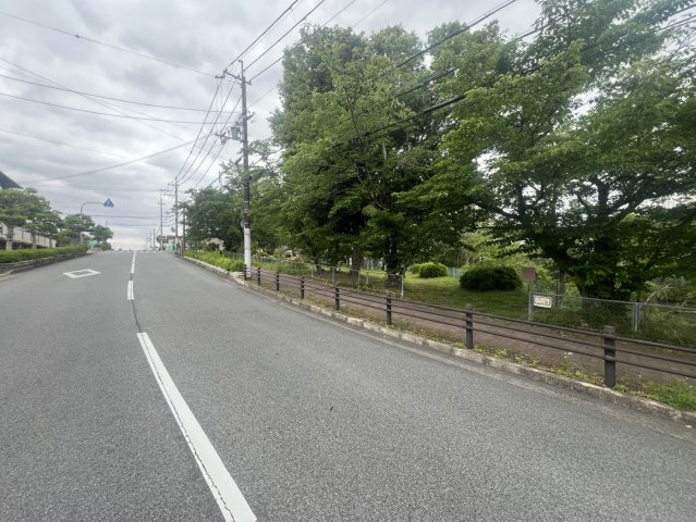 鳥見町3丁目　土地の周辺