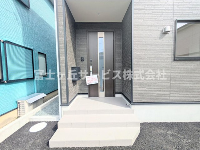 【エントランス】 | 磐田市豊岡 11期 新築一戸建て 1号棟 | エントランスです