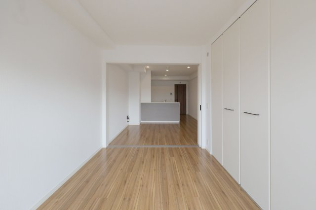 ラフィーネ大手門の居間・リビング