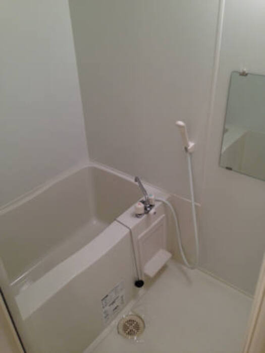 リヴェール不二ガ丘の浴室|１０２ 風呂