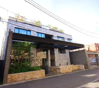 【外観】 | ご自宅から現地まで、当社スタッフがお車にて、「お迎え・お送り」をしております。ぜひお気軽にお問い合わせくださいませ♪