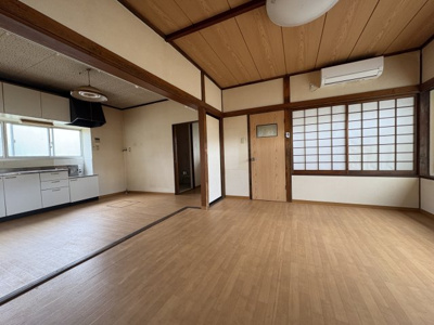 【居間・リビング】 | 水明南戸建て