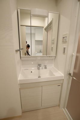 ★朝便利な独立洗面台