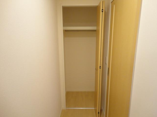 モイス・シャームⅡの収納|クローゼット