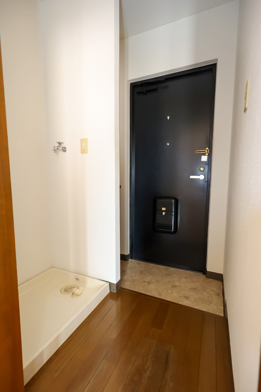 ラ・セゾン城北の玄関