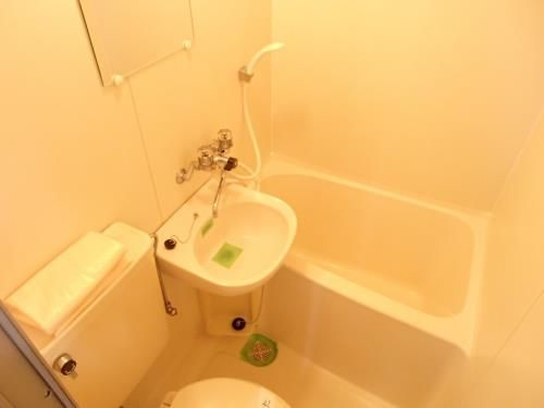 サンアベニュー師岡の浴室