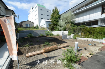 【前面道路含む現地写真】 | 綾瀬市大上１丁目　売地　全２区画【仲介手数料無料】