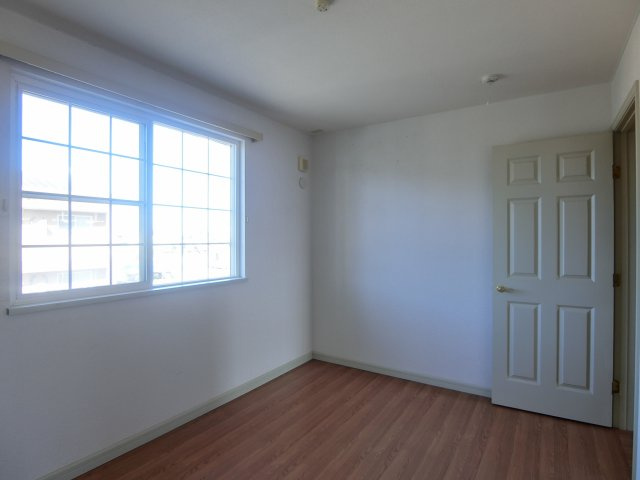 フェイバードパーク　Ａ棟の洋室