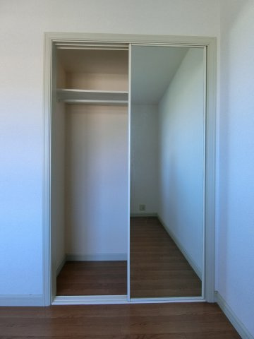 フェイバードパーク　Ａ棟の収納