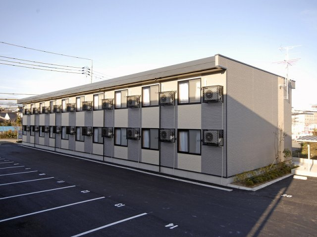 レオパレスリバティーの外観|おしゃれな外観です