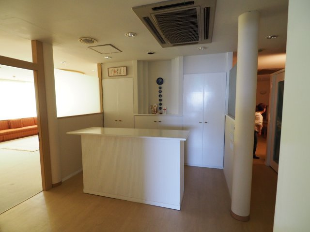 前橋市千代田町3丁目　売ビルの居間・リビング