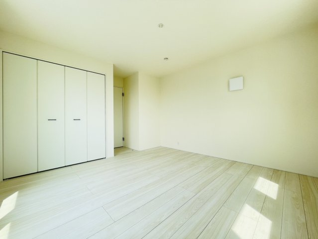 【洋室】 | 前橋市南町２丁目　２号棟