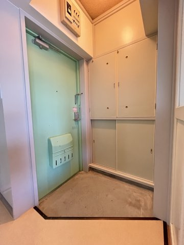 80Hills八代Ⅱの玄関