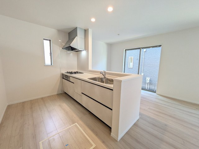 八王子市　川口町　新築一戸建て　１７期のキッチン|～使い勝手の良いシステムキッチン～