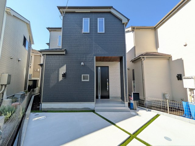 八王子市　川口町　新築一戸建て　１７期の外観|～自然豊かな住環境　全棟南西向き・2台駐車可能カースペース付き～