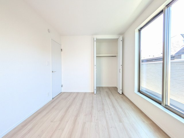 八王子市　川口町　新築一戸建て　１７期の収納|～収納力の高いクローゼット完備～