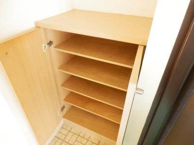 サンシティ四条大宮シャトー朝日の収納|下駄箱