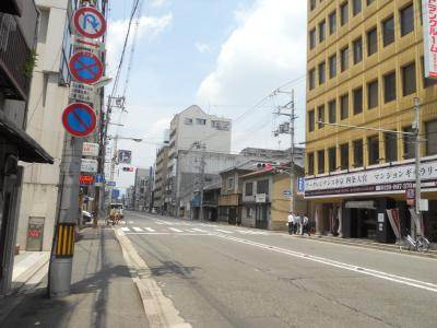 サンシティ四条大宮シャトー朝日の周辺|前面道路