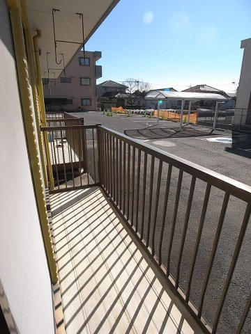 リエス小山間々田のバルコニー