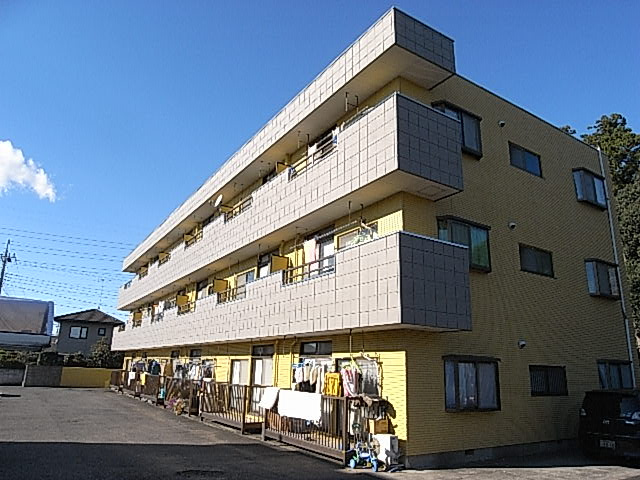 リエス小山間々田の外観