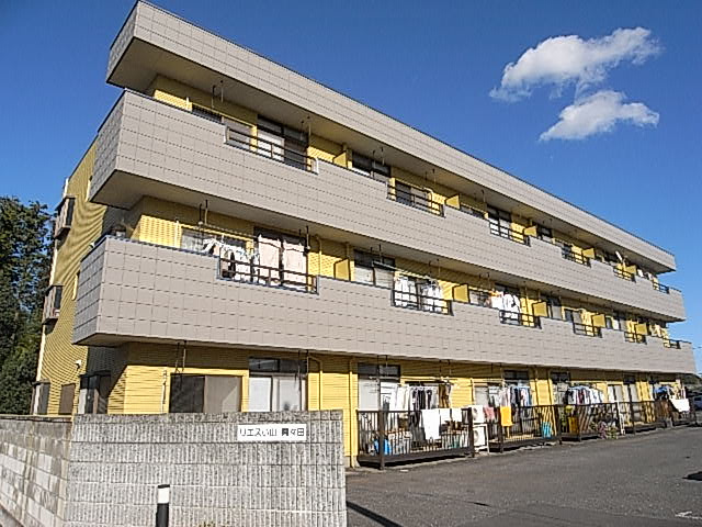 リエス小山間々田の外観