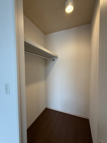 アリビオの収納|ウォークインクローゼット