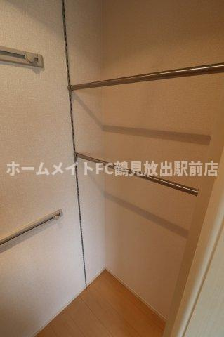 大阪市鶴見区今津中１丁目のハイツの収納