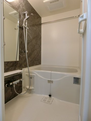 ラヴィエベール　Ｂの浴室