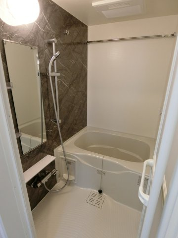 ラヴィエベール　Ｂの浴室