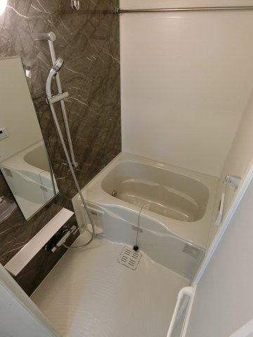 ラヴィエベール　Ｂの浴室