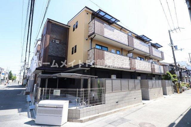 東大阪市森河内東２丁目のアパートの外観