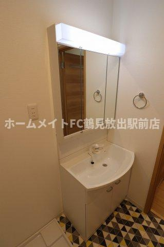 東大阪市森河内東２丁目のアパートの独立洗面台