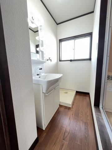 アドホックメゾンの洗面所