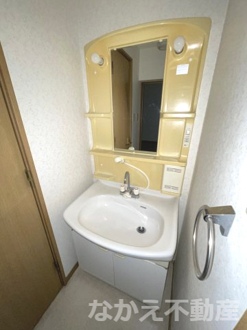 【洗面所】 | 忙しい朝には欠かせない洗面所です