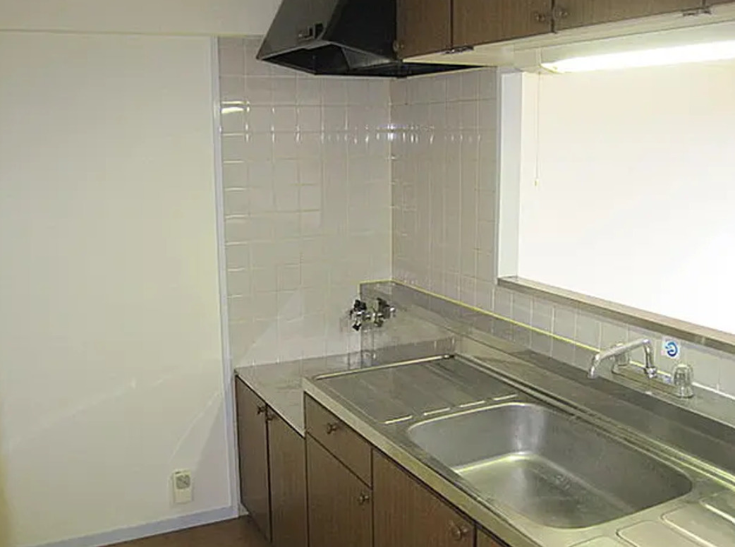 福岡市城南区七隈5丁目　１棟売りマンション　満室稼働中のキッチン