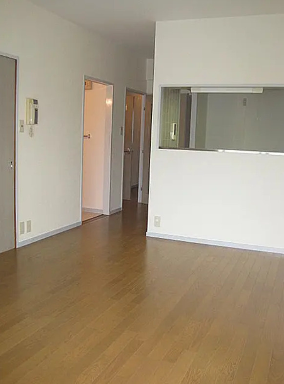 福岡市城南区七隈5丁目　１棟売りマンション　満室稼働中の居間・リビング