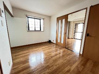 【内装】 | コンフォール　アイ | 洋室（イメージ）