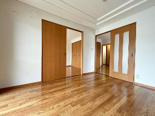 【内装】 | コンフォール　アイ | 洋室（イメージ）