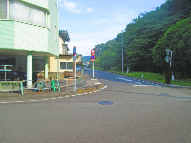 【前面道路含む現地写真】 | 清水町中徳倉 中古住宅 EH05689 | 清水町中徳倉　前面道路