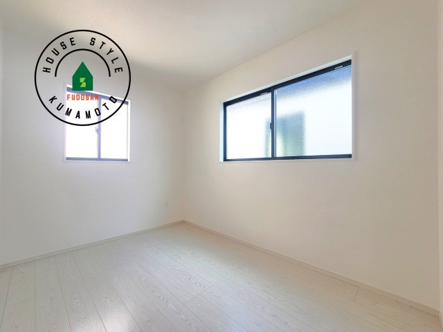 熊本市東区尾ノ上3丁目第1-2棟（1号棟）　の子供部屋|穏やかな光が差し込む室内には、穏やかな時間が流れます。