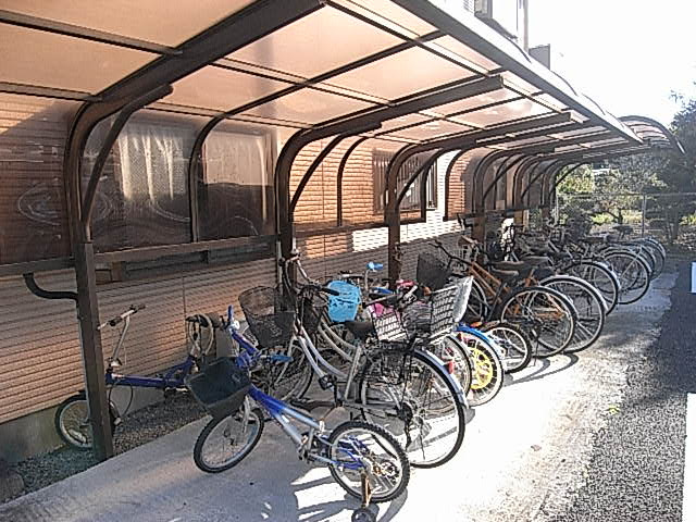 リエス小山間々田のその他共用部分|駐輪場