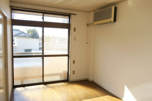 リエス小山間々田の居間・リビング