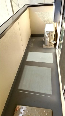 シャンティオンのバルコニー