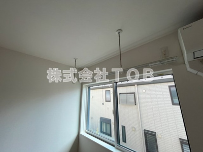 【設備】 | ソルナクレイシア井の頭 | 室内洗濯物干し※別号室参考写真※