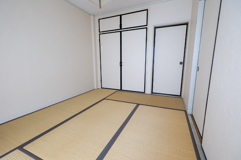 リエス小山間々田の和室