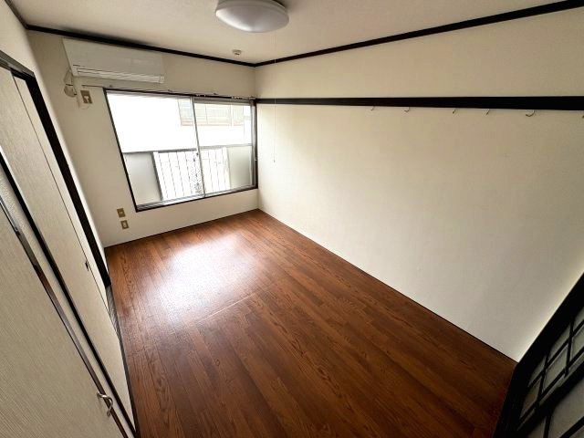 【居間・リビング】 | ジョイハイツ | ゆったり過ごせる居間です