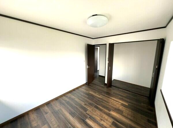 江南市般若町戸建の寝室