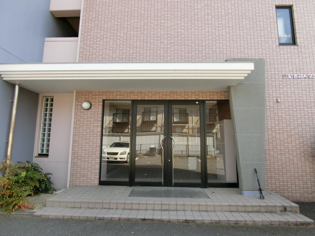 三記ぎおんのエントランス