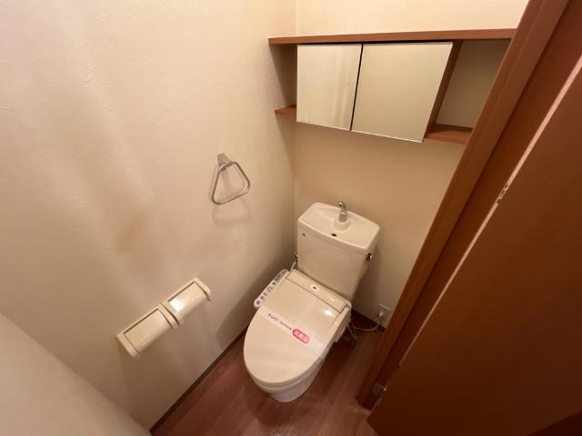 マ・シャンブルのトイレ|シャワー付トイレ